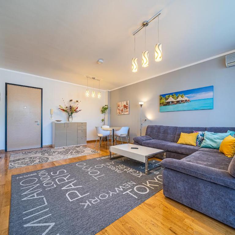 Apt "Budva" with Sea View and Garage Parking - Apartman sa Pogledom na More - 14