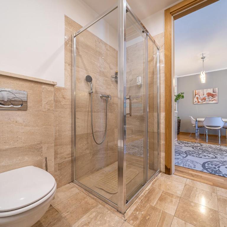 Apt "Budva" with Sea View and Garage Parking - Apartman sa Pogledom na More - 18