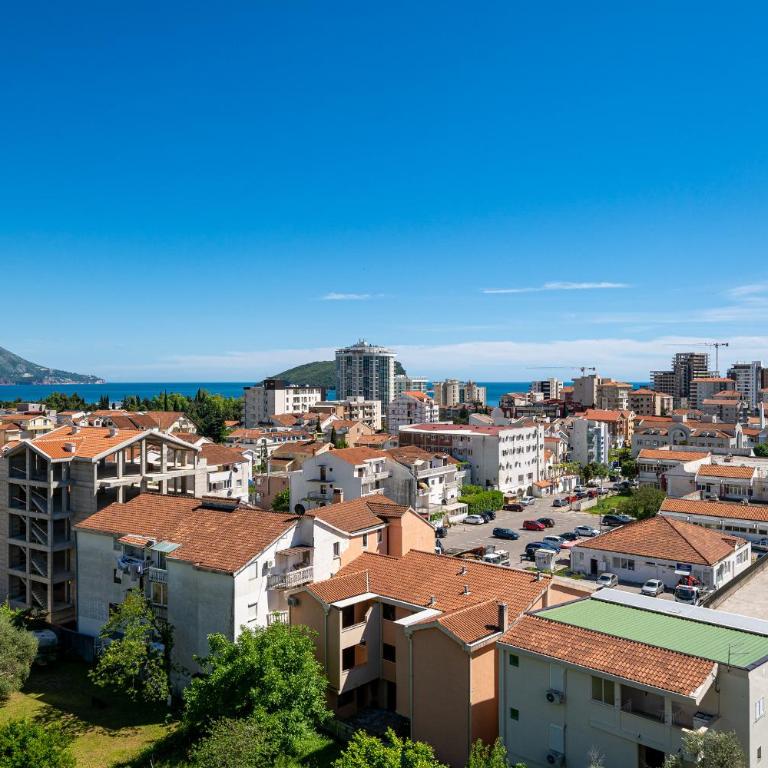 Apt "Budva" with Sea View and Garage Parking - Apartman sa Pogledom na More - 19