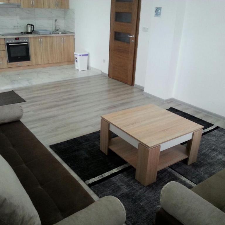 NEW Apartments - Porodična Dvokrevetna Soba sa Bračnim Krevetom - 3