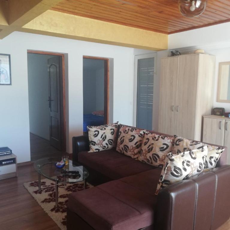 Apartments Zora i Veselin - Two-Bedroom Apartment - 9