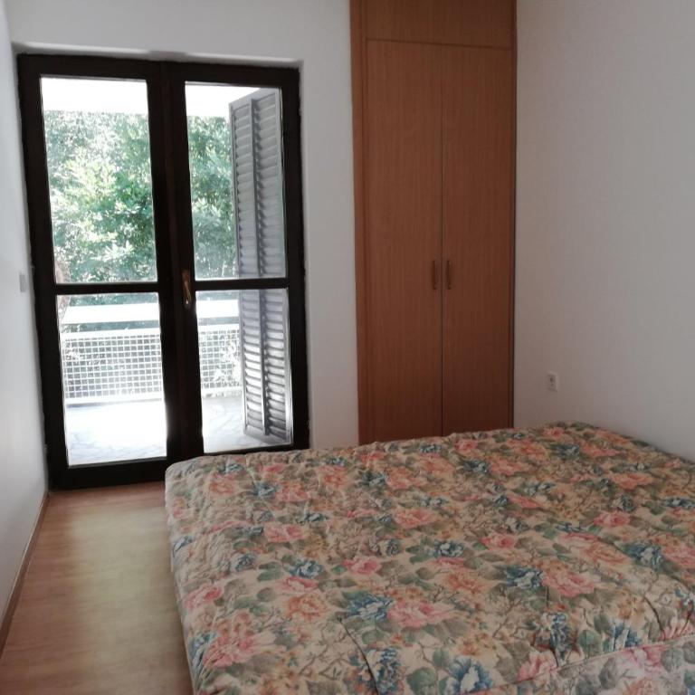 Apartments Zora i Veselin - Two-Bedroom Apartment - 6