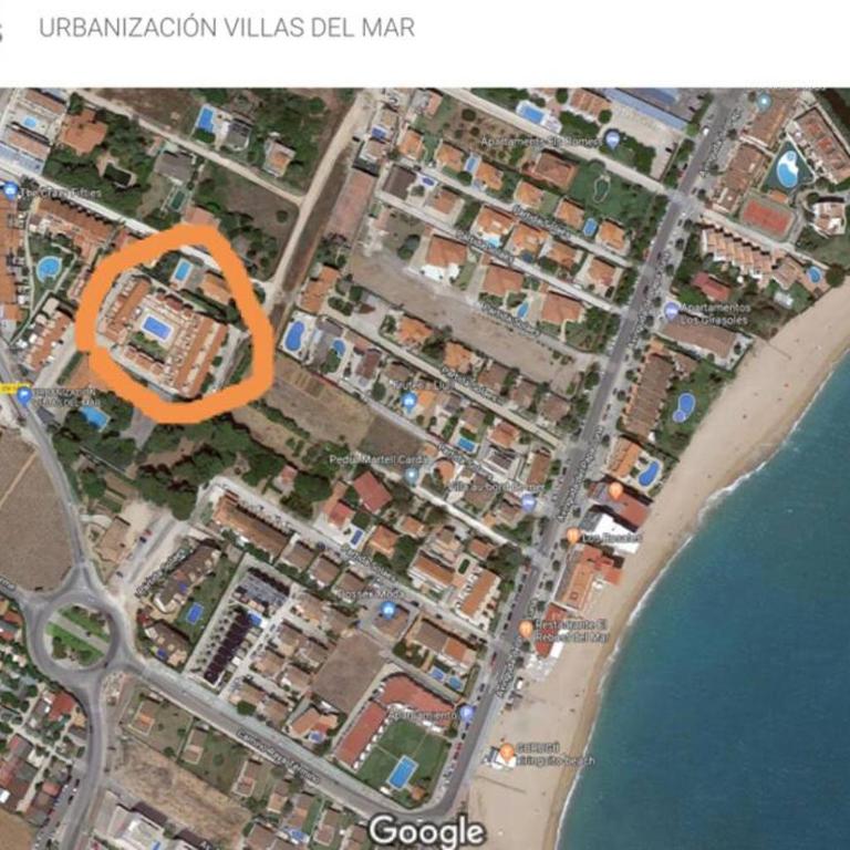 CASA MUY CERCA DE LA PLAYA a - Casa de 4 dormitorios - 40