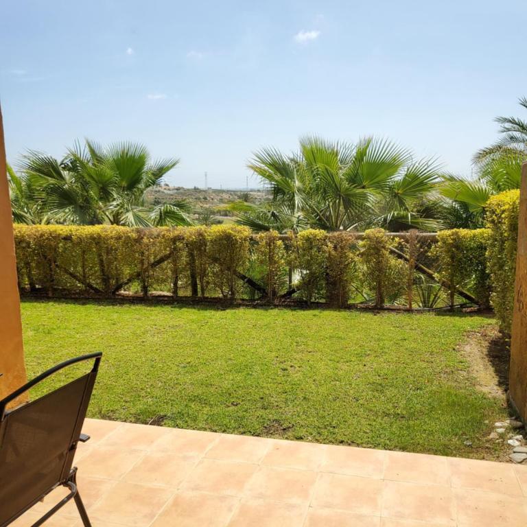 BAJO con JARDÍN PROPIO EN VALLE DEL ESTE GOLF!! - Apartamento de 2 dormitorios - 5