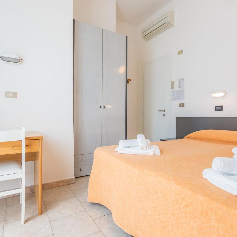 Hotel Marylise - Camera Matrimoniale/Doppia con Letti Singoli con Balcone - 16