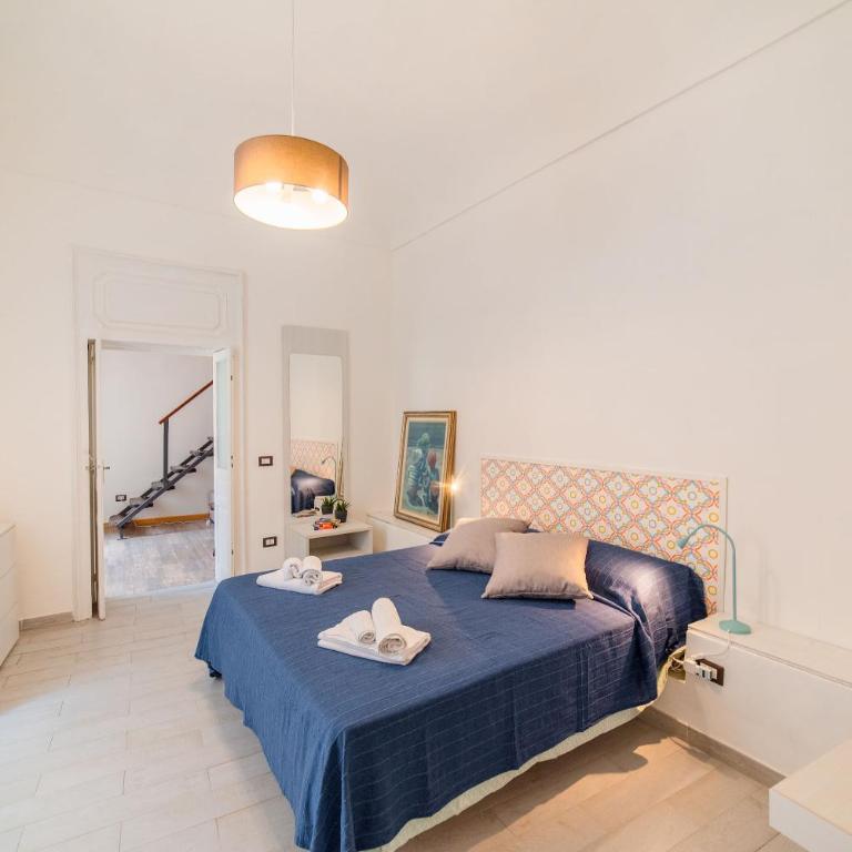 GuestHost - Ortigia and Temple of Apollo Apartments - Appartamento con 2 Camere da Letto - 2