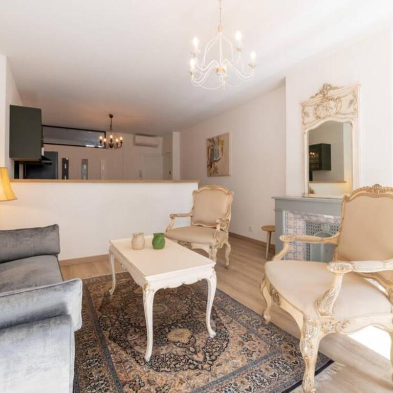 Bien d'exception en face du Palais des Papes - Appartement 2 Chambres - 16