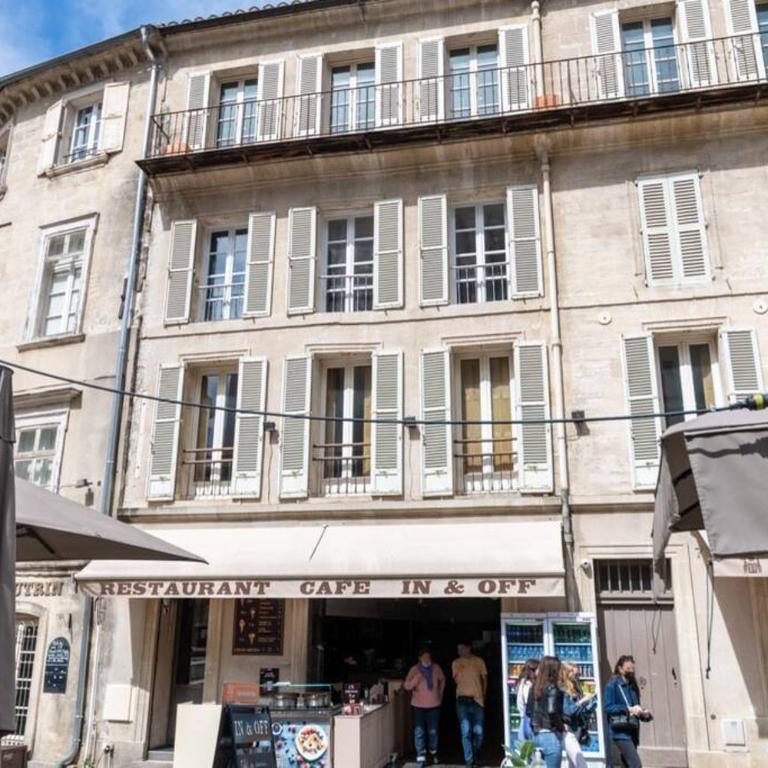 Bien d'exception en face du Palais des Papes - Appartement 2 Chambres - 23