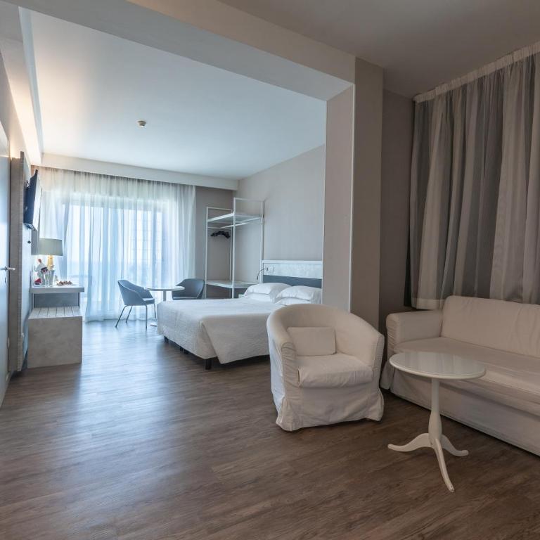 Hotel Mediterraneo - Suite - 7