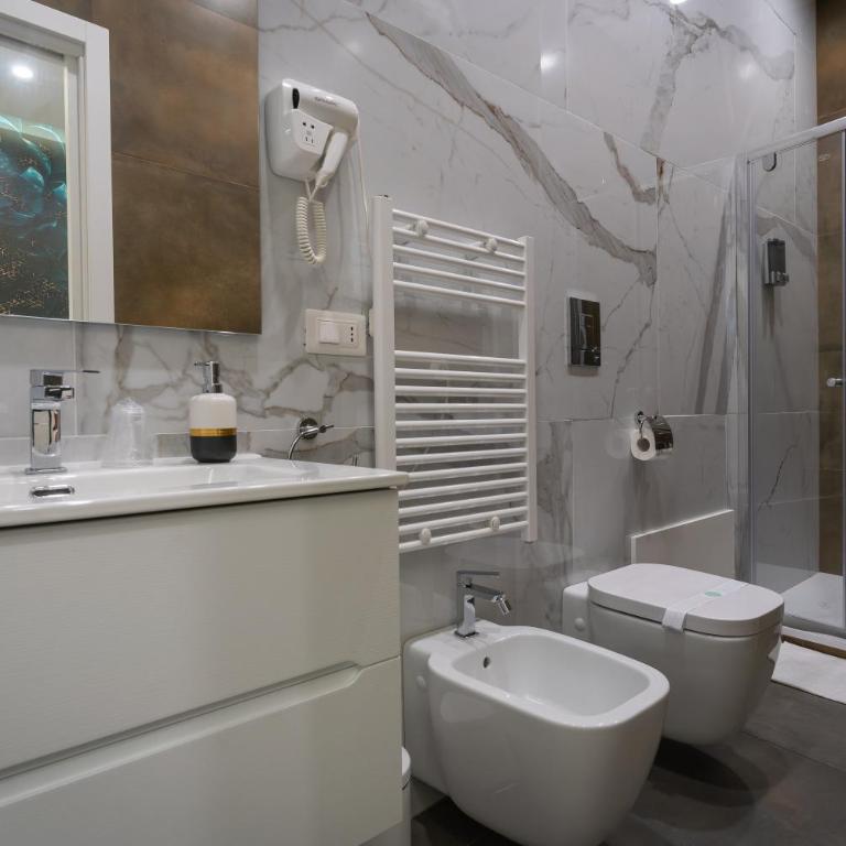 Casa dAvorio - Camera Matrimoniale con Bagno Privato - 2