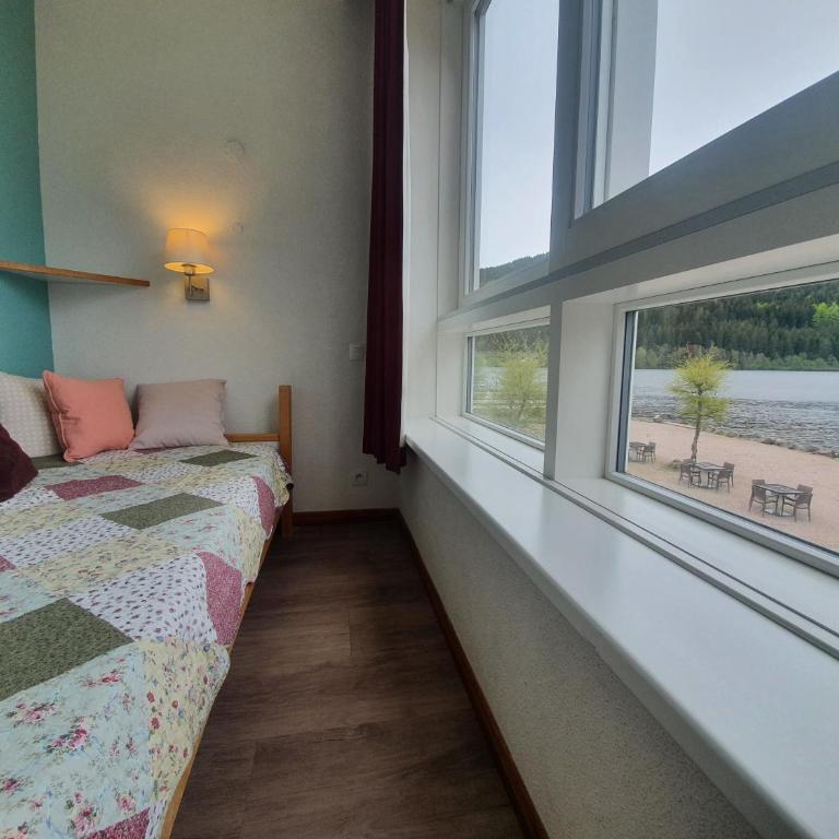 Appart'Hôtel LIDO au bord de l'eau - Studio confort 3 personnes avec vue sur le lac - 3