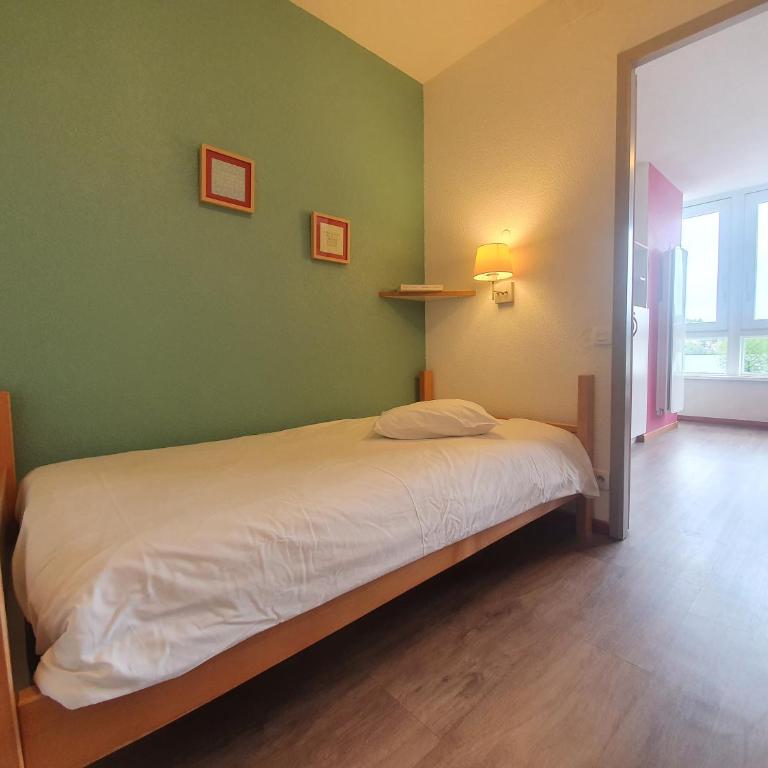 Appart'Hôtel LIDO au bord de l'eau - Studio confort 3 personnes avec vue sur le lac - 5
