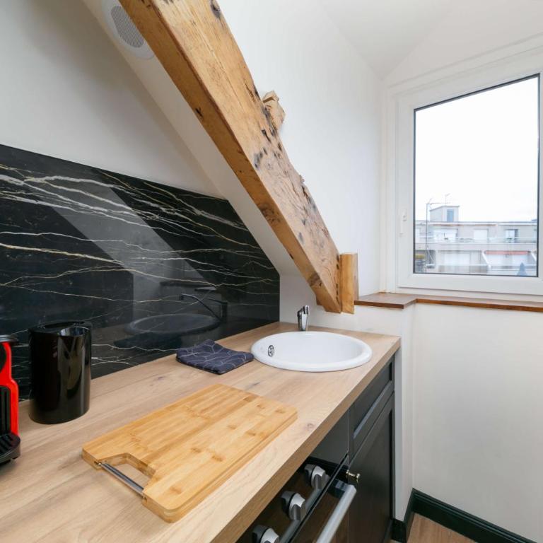 Homard & Fox Meublé 4 étoiles Le Saint-Enogat - One-Bedroom Apartment - 8