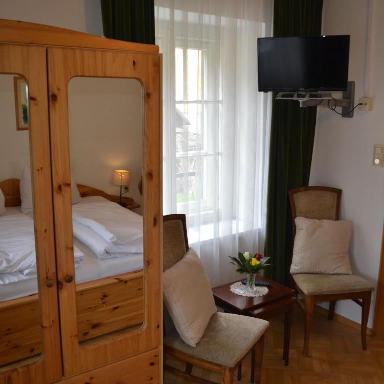 Haus Rohskopf - Doppelzimmer mit Balkon - 17