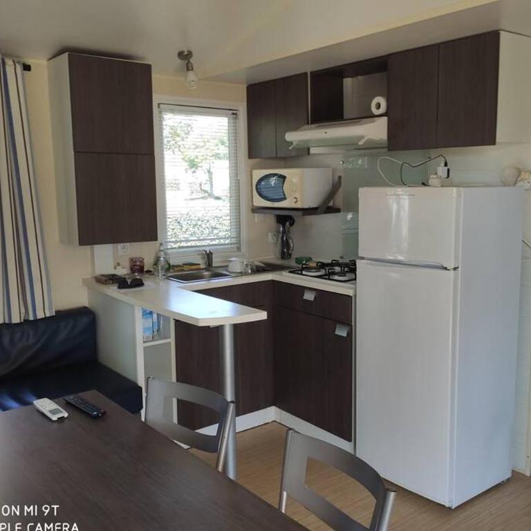 Mobilhome climatisé et ombragé - Appartement 3 Chambres - 4