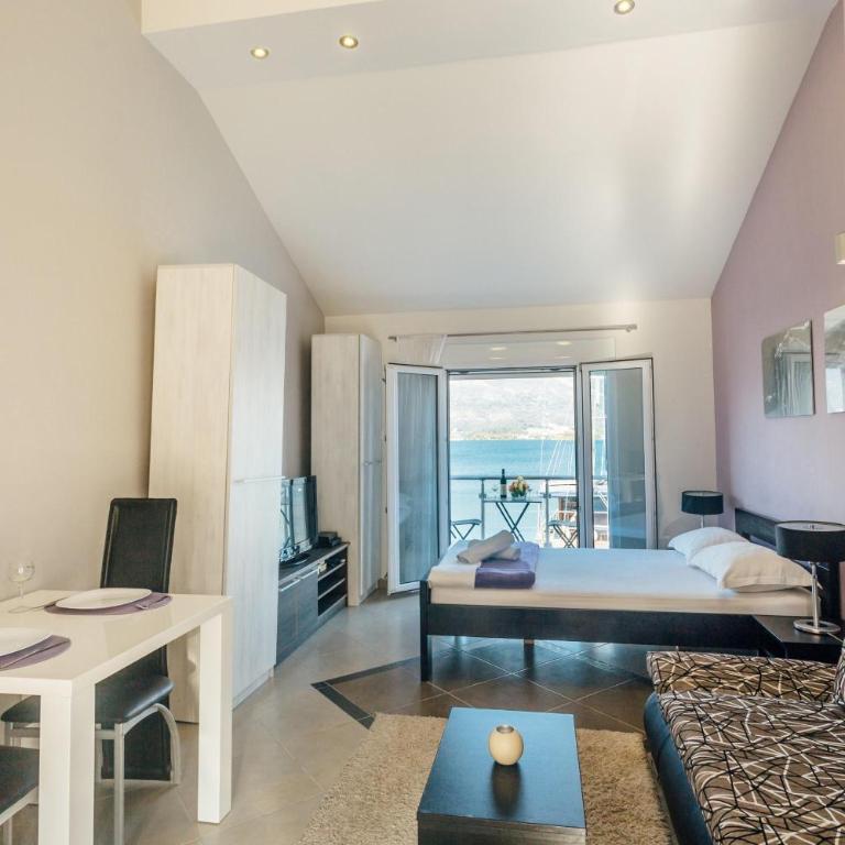 Beachfront Apartments Tivat - Studio with Sea View - 2