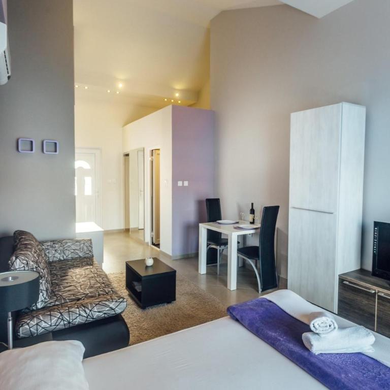 Beachfront Apartments Tivat - Studio with Sea View - 8