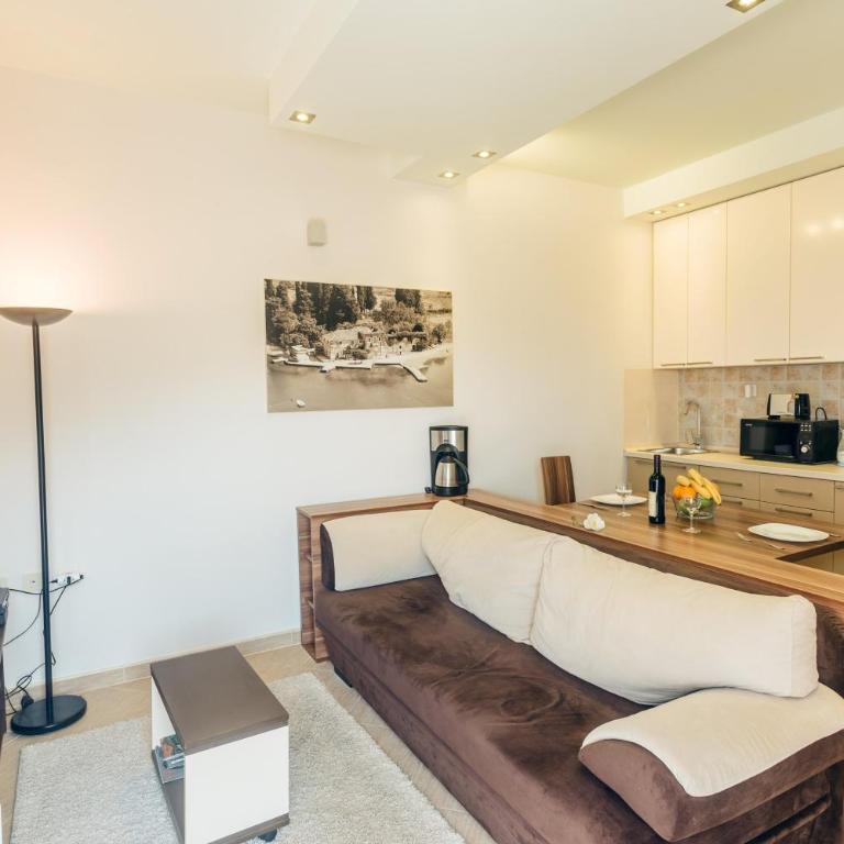 Beachfront Apartments Tivat - Apartment with Sea View - 17