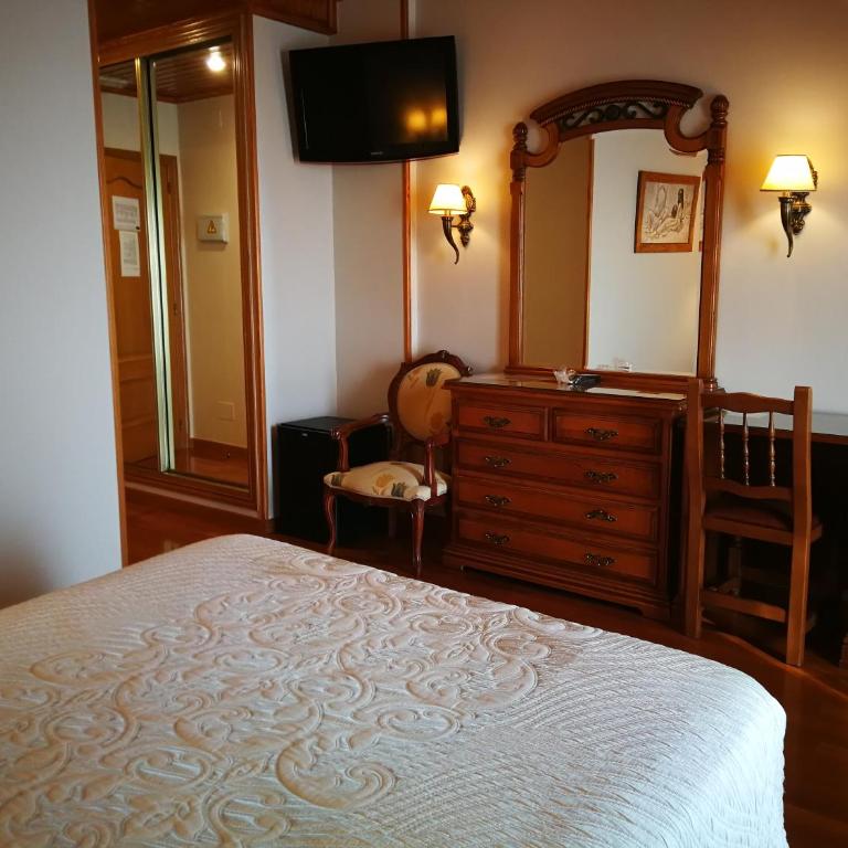 Hotel Playa Compostela - Habitación Doble con terraza y vistas al mar - 9