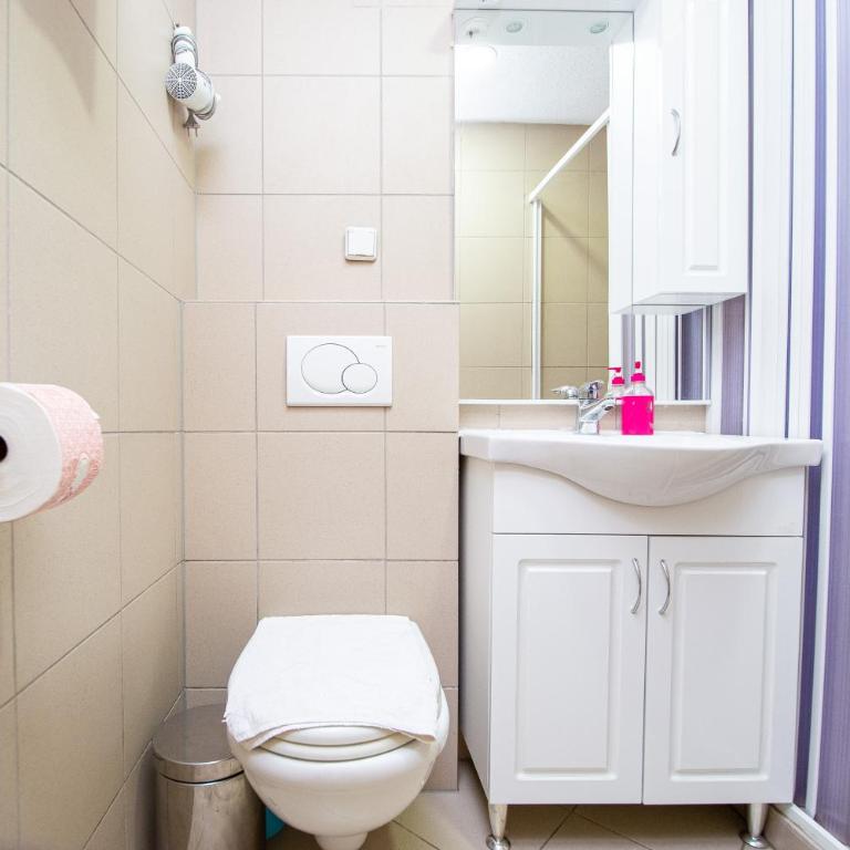 Saki Apartments - Triple Room - 7
