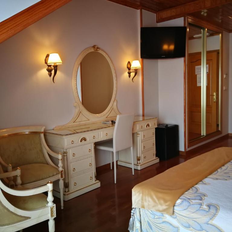 Hotel Playa Compostela - Habitación Doble con terraza y vistas al mar - 12
