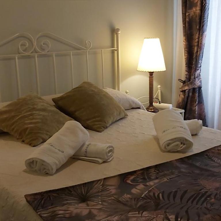 A 20 Metros De La MEZQUITA CATEDRAL ,APARTAMENTOS TURISTICO CESPEDES 5 - Two-Bedroom Holiday Home - 2