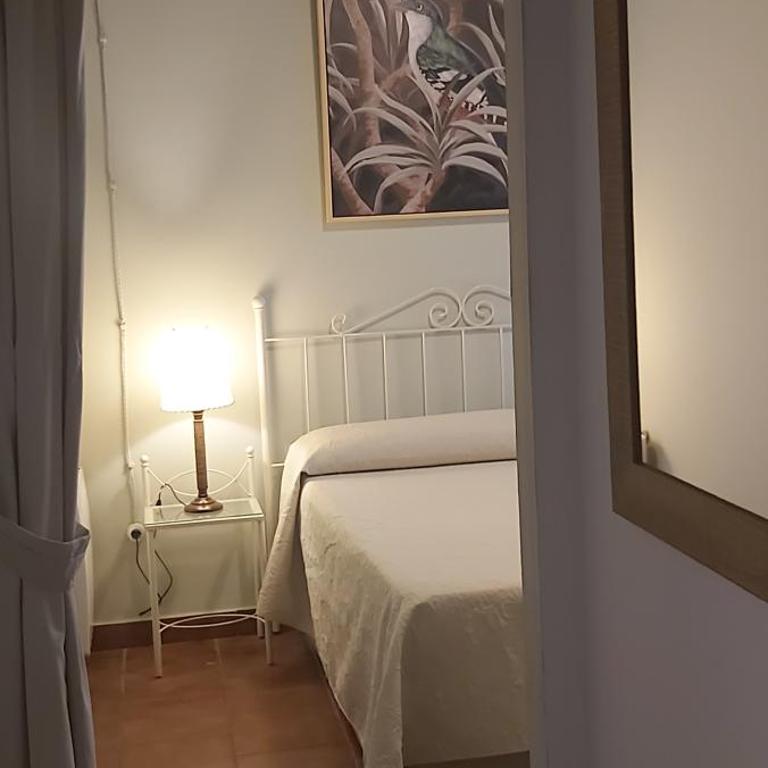 A 20 Metros De La MEZQUITA CATEDRAL ,APARTAMENTOS TURISTICO CESPEDES 5 - Two-Bedroom Holiday Home - 4