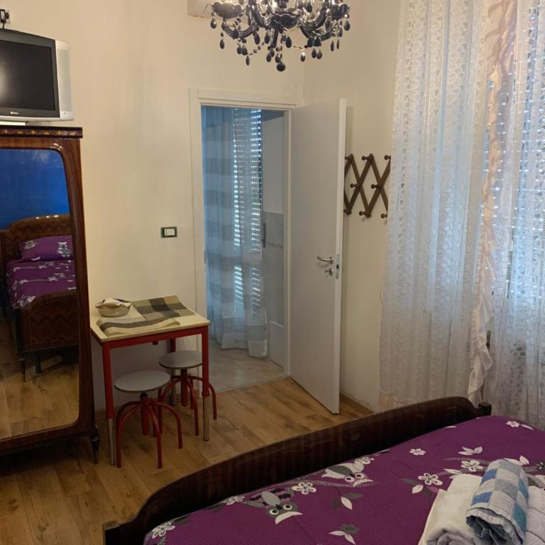 B&B Rialto - Camera Matrimoniale con Balcone - 1