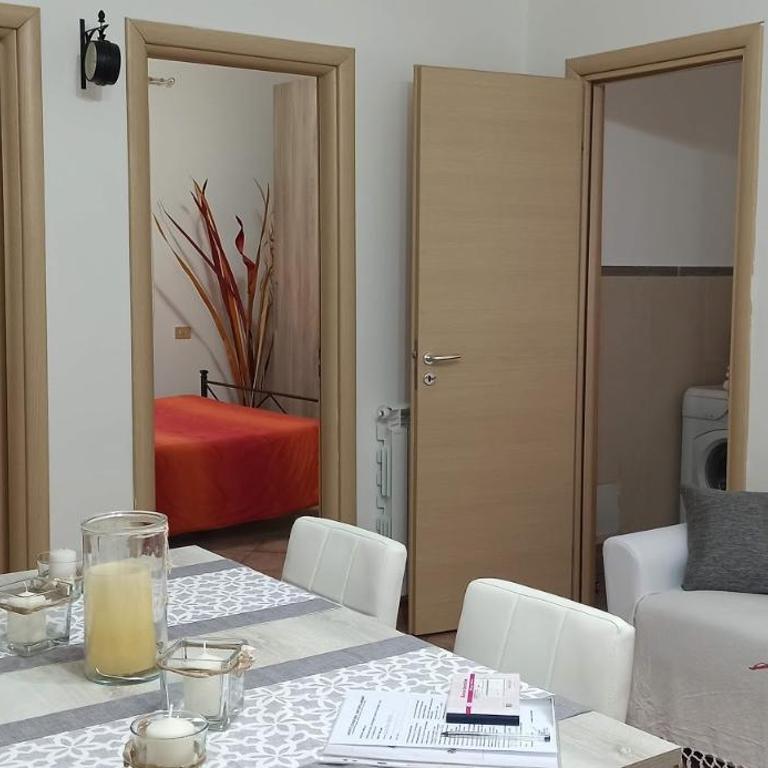 ALLOGGIO TURISTICO IL RIFUGIO IN FIUMICINO - Appartamento con 2 Camere da Letto - 1