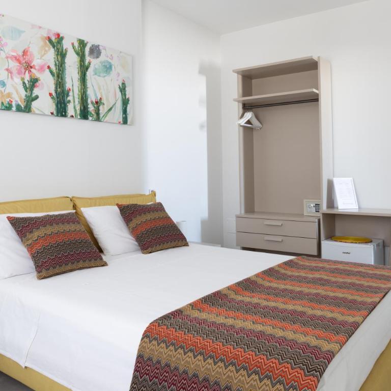 B&B Domus Terra Mare - Camera Tripla con Bagno Privato - 2