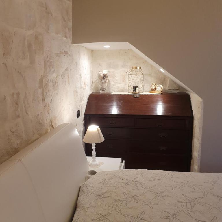 Palazzo GiuFa - Two-Bedroom Apartment - 9