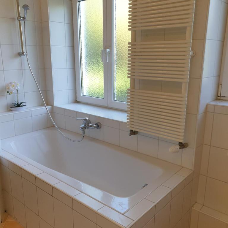 FAMILY APARTMENT LINZ Wohnen mit Garten am Fusse des Pöstlingbergs TOP LAGE Villenviertel - Apartment - Erdgeschoss - 51