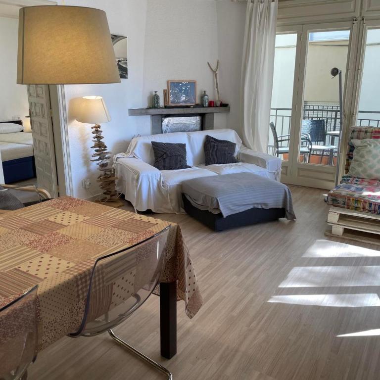 AJ-26 CALELLA DE PALAFRUGELL 6 Pax - Apartamento de 3 dormitorios - 18