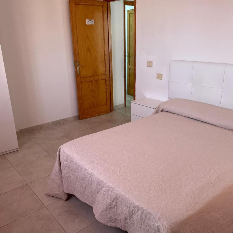 Calle Eusebio Carballo Estévez - Apartamento - 3