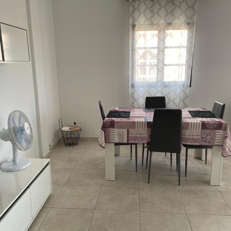 Calle Eusebio Carballo Estévez - Apartamento - 13