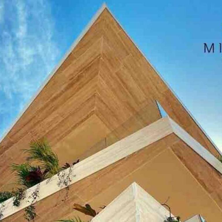 Mistiq Largest PH Studio with GYM, Beach Club Shuttle & Fast Wifi - One-Bedroom Apartment - 52