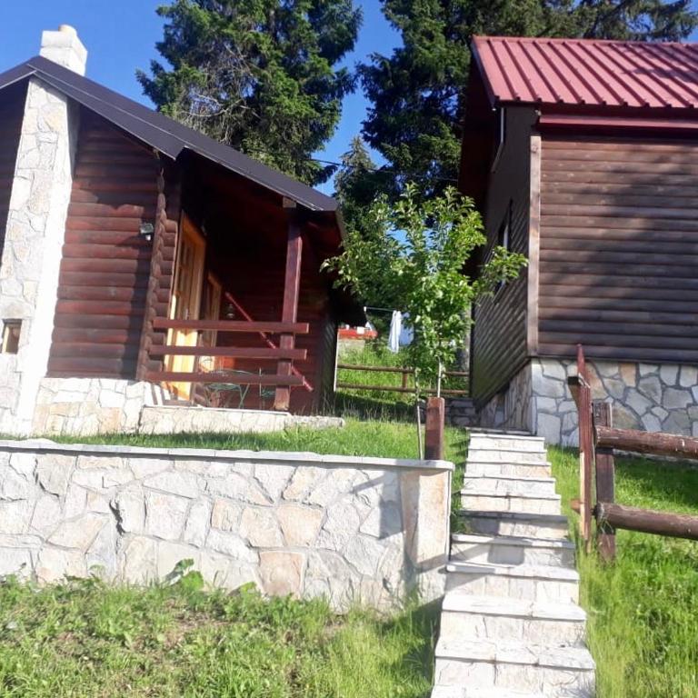 Cozy Cabin - Chalet - 4
