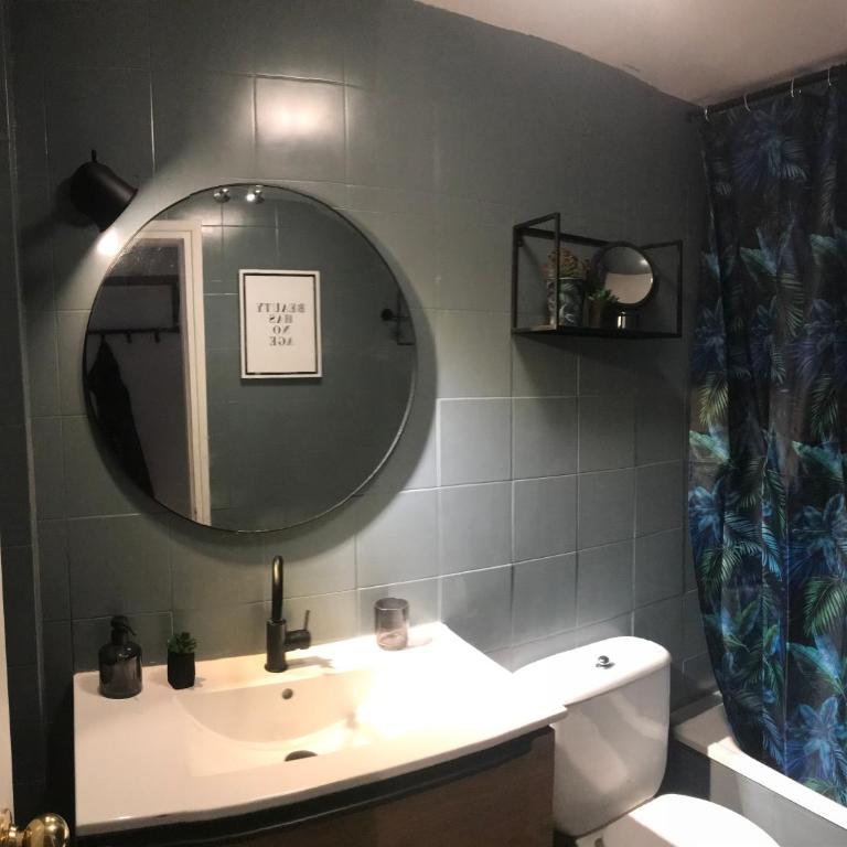 Apartamento con encanto y terraza en Barri Vell de Girona, El Cul de la Lleona - Apartamento de 2 dormitorios - 20