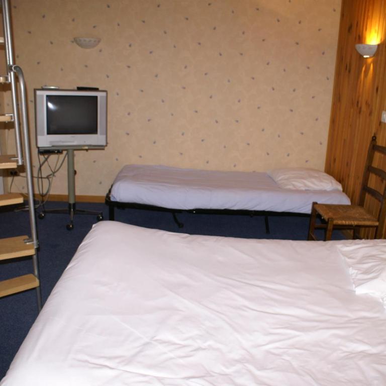 Hôtel Céleste - Chambre Familiale - 4