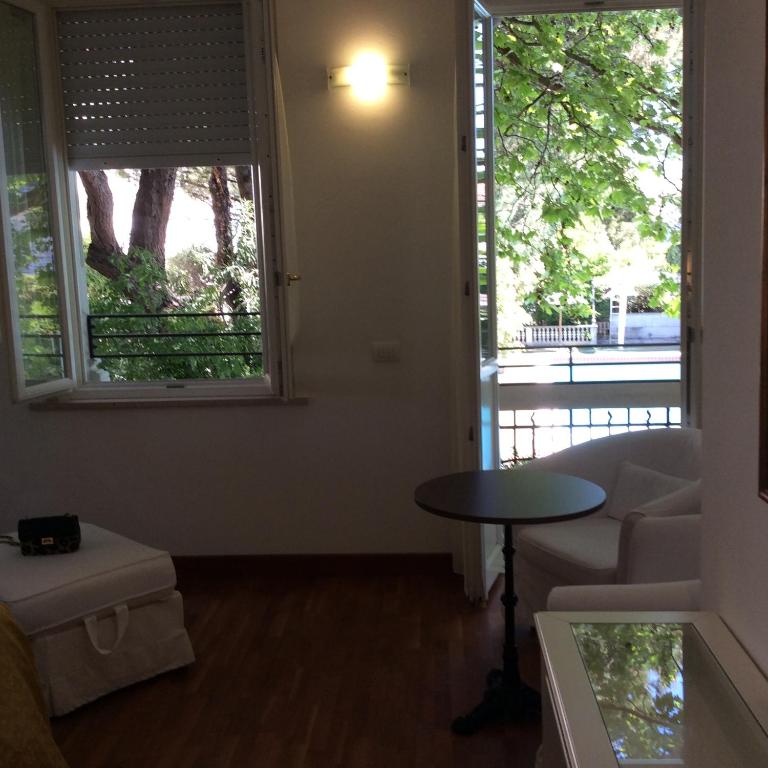 Residenza Grand Hotel Riccione - Appartamento con 2 Camere da Letto - 12