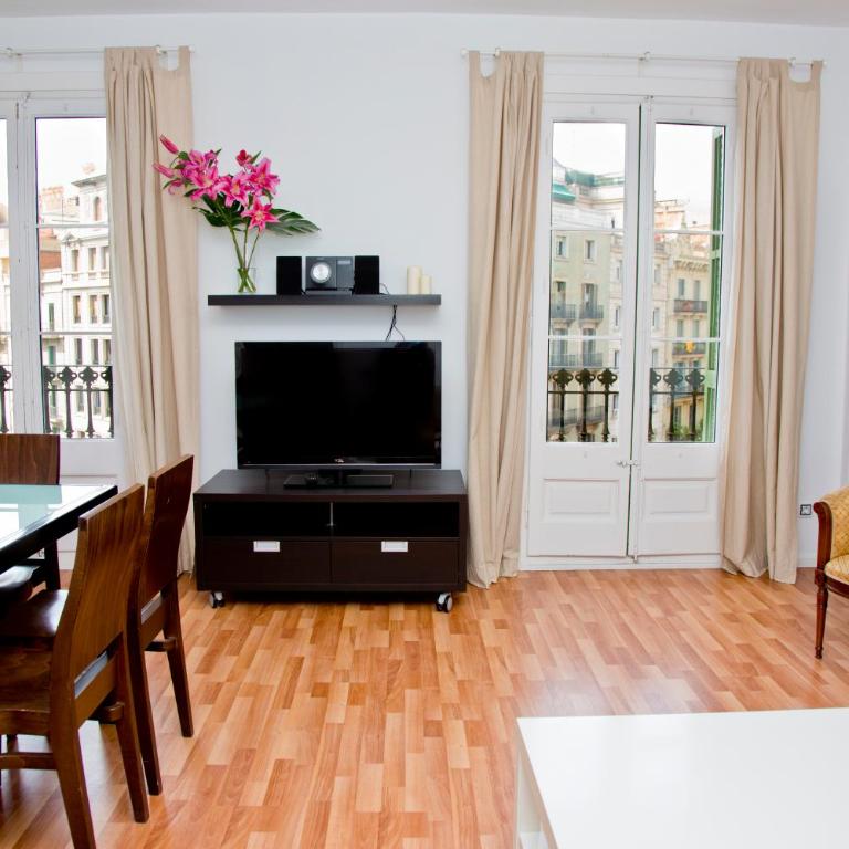 Claris Apartments - Two-Bedroom Apartment - 1