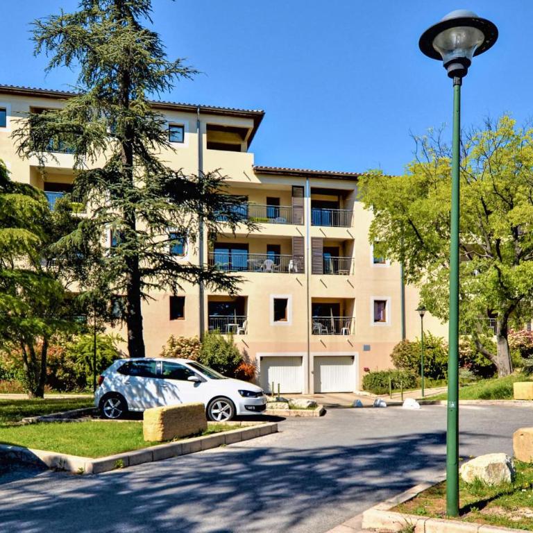 Awesome Apartment In Uzes With Wifi - Appartement 2 Chambres - 2