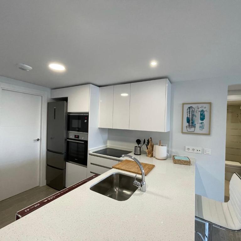 Amazing Duna Beach Seafront Apartament - Two-Bedroom Apartment - 8