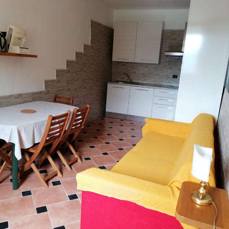 Casa Mary - Appartamento con 2 Camere da Letto - 3
