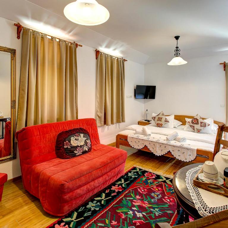 Hotel Almira - Double Room with Balcony - 4