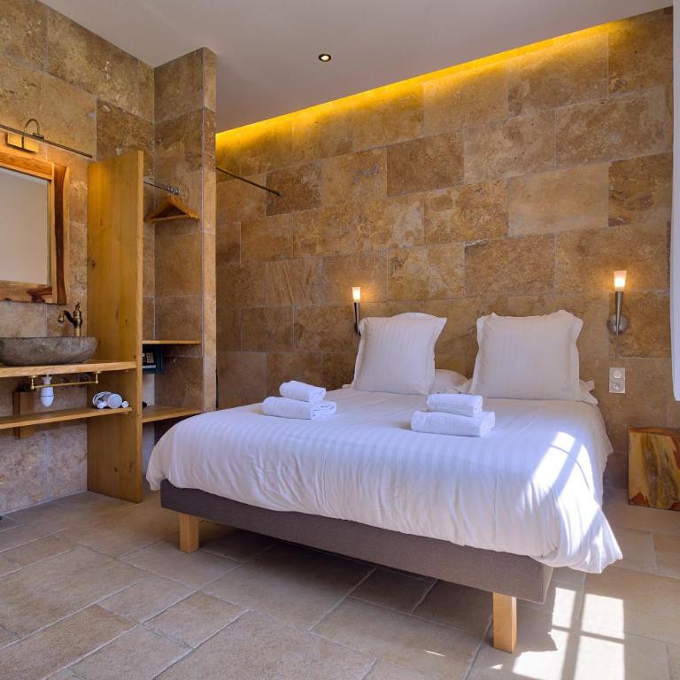 GOOD KNIGHT - Chambre Double - Vue sur Château - 4