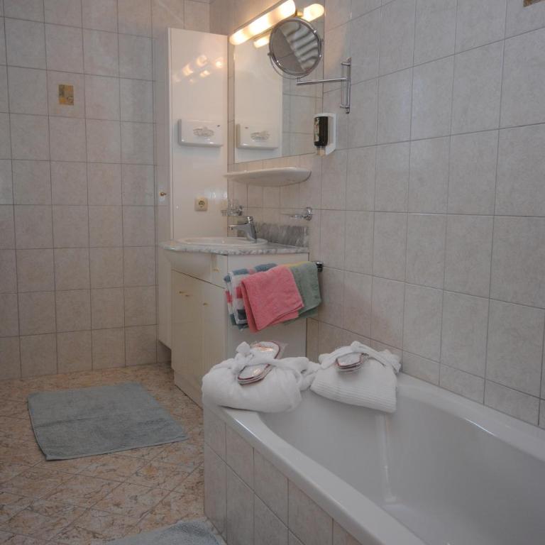 Hotel Garni Ferienhof - Deluxe Suite - 10