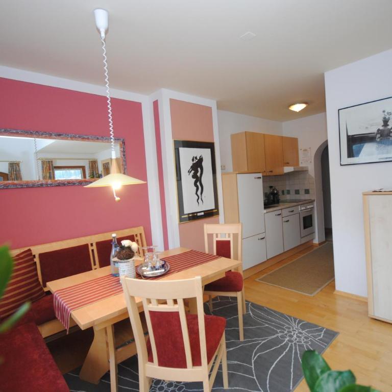 Hotel Garni Ferienhof - Deluxe Suite - 4