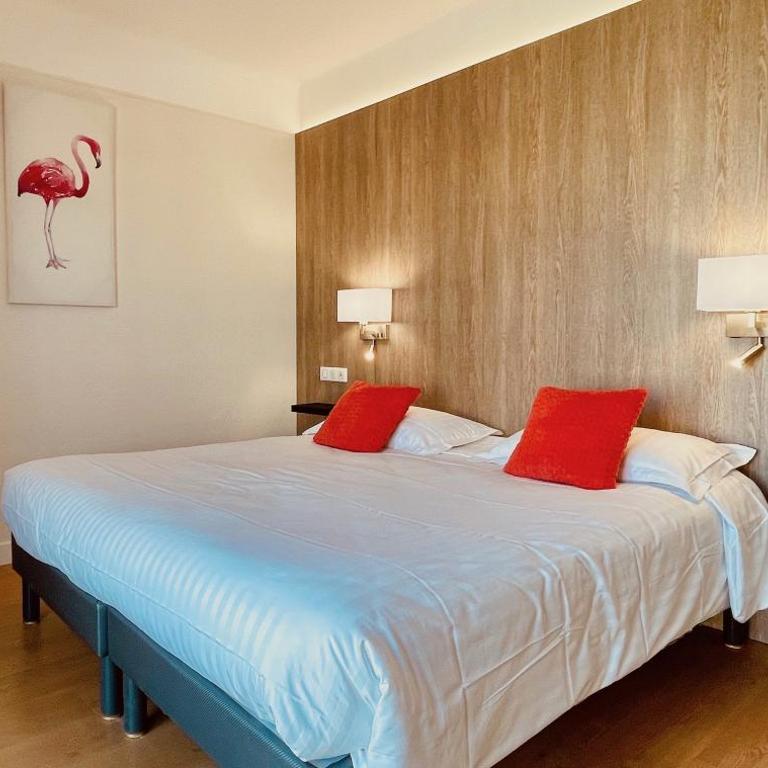 Hotel Courbet - Chambre Double avec Toit-Terrasse - Vue sur Mer - 11