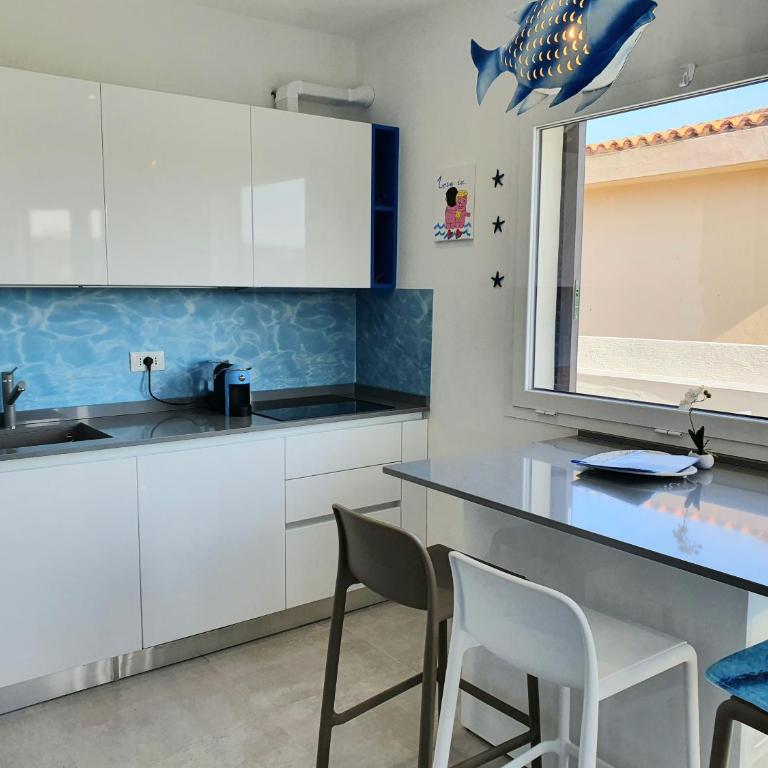 Appartamenti delfini terza spiaggia - Appartamento con 2 Camere da Letto e Vista Mare - 4